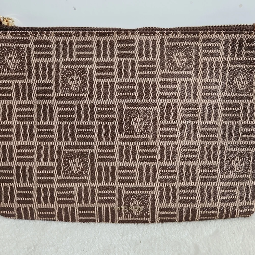 Anne Klein AK Brown Tan Tile Lion Logo Clutch Handbag Wristlet